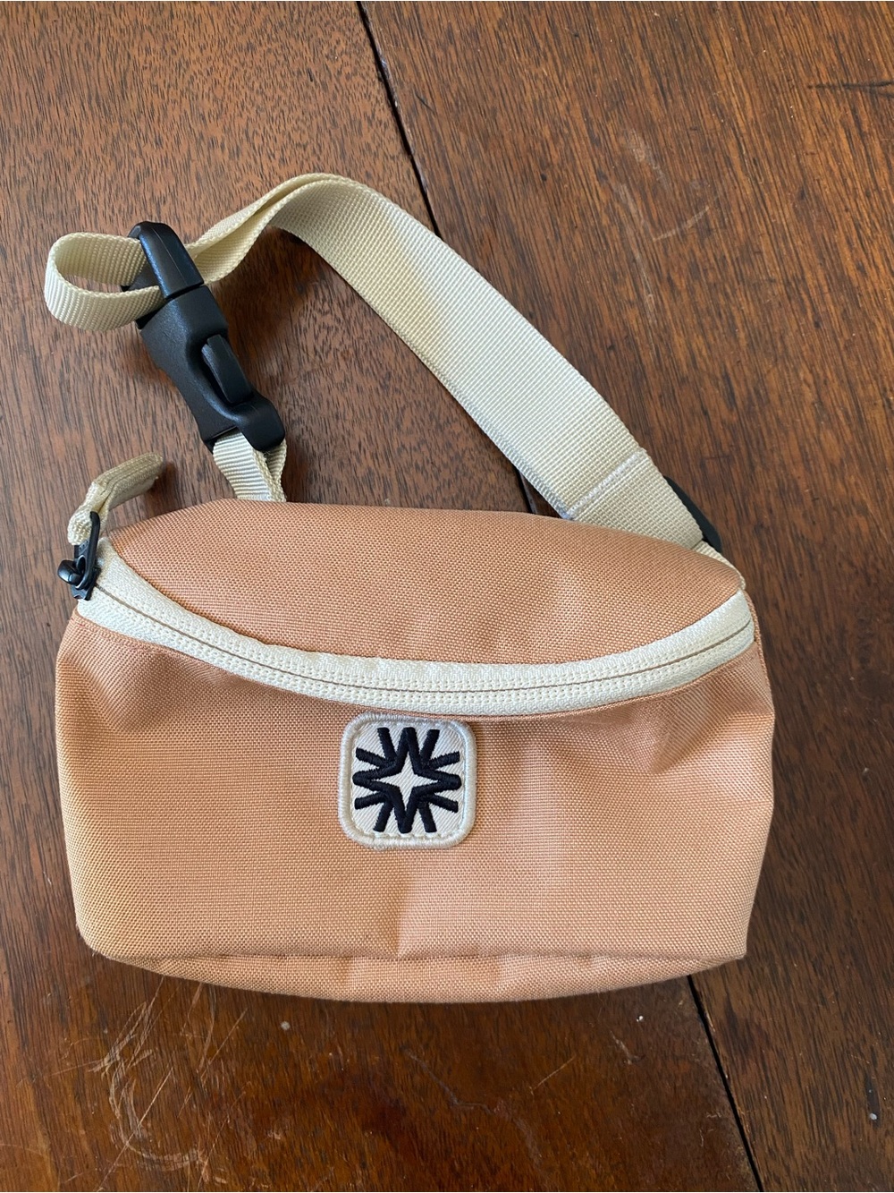 Walker Family Goods lil Louie Fanny pack -peach